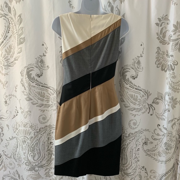 Beautiful WHBM Dress - Picture 2 of 6